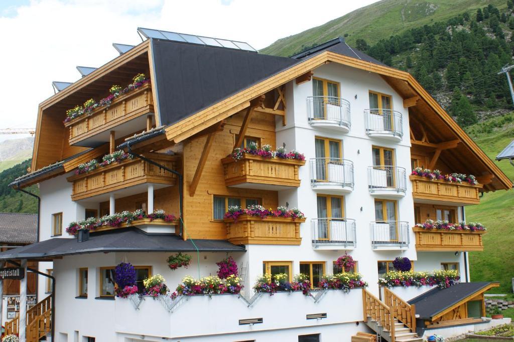Haus Bergkristall Bed and breakfast Obergurgl